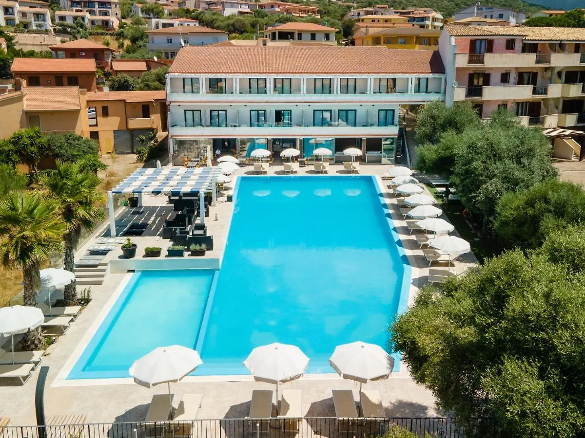Horizon Hotel by PendraHolidays Badesi 4*,